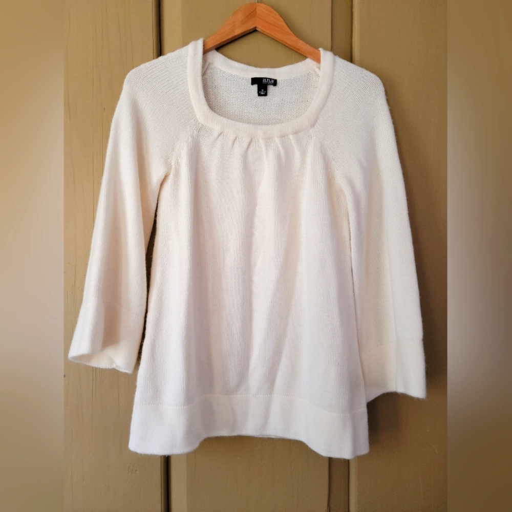 Cozy wide sleeve off white sweater